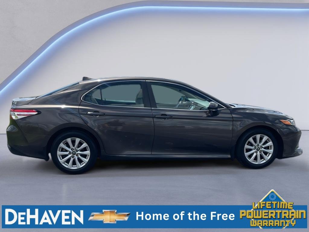 Used 2019 Toyota Camry LE w/ Convenience Package FWD image 7