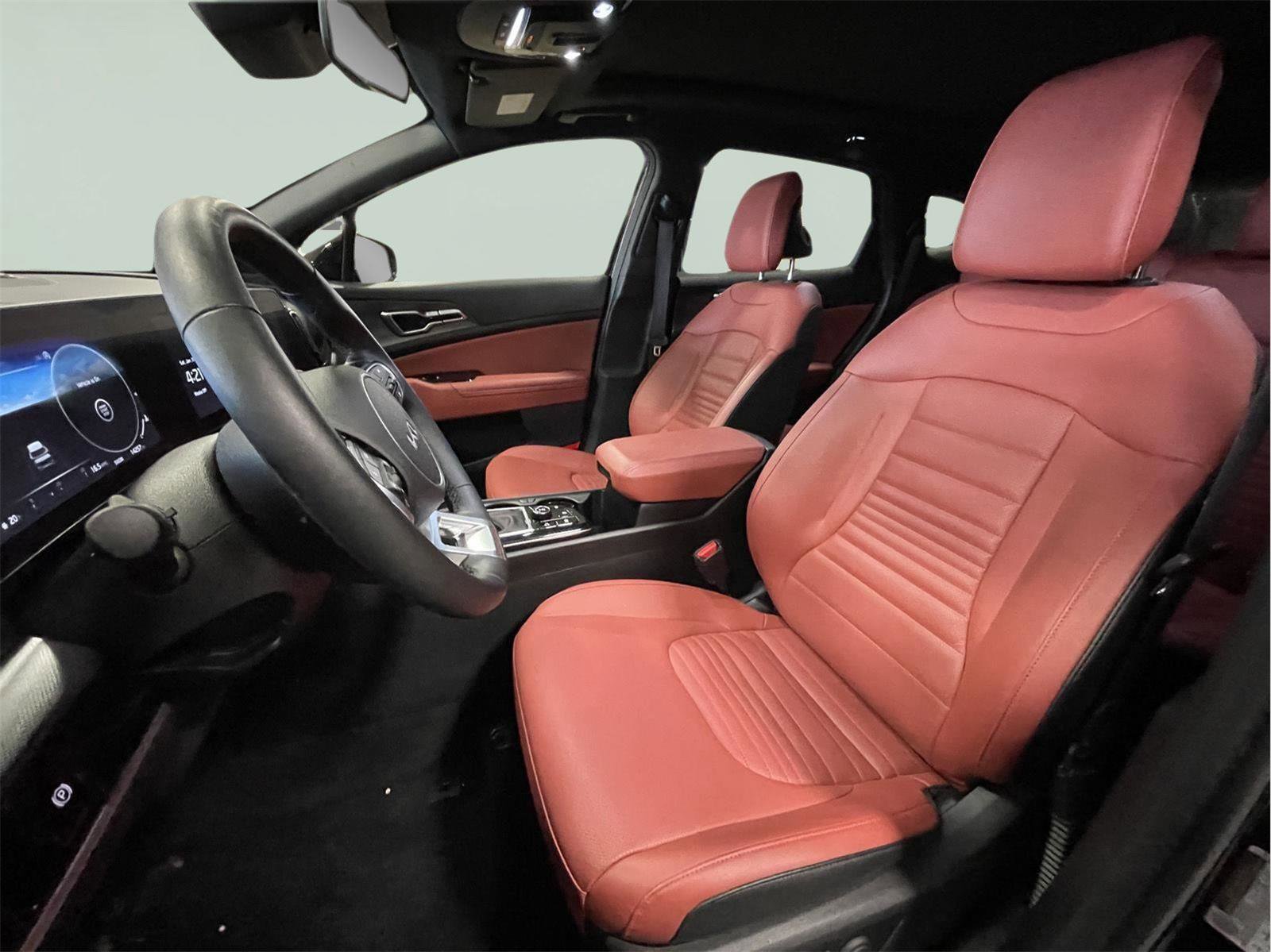 Used 2023 Kia Sportage SX image 14