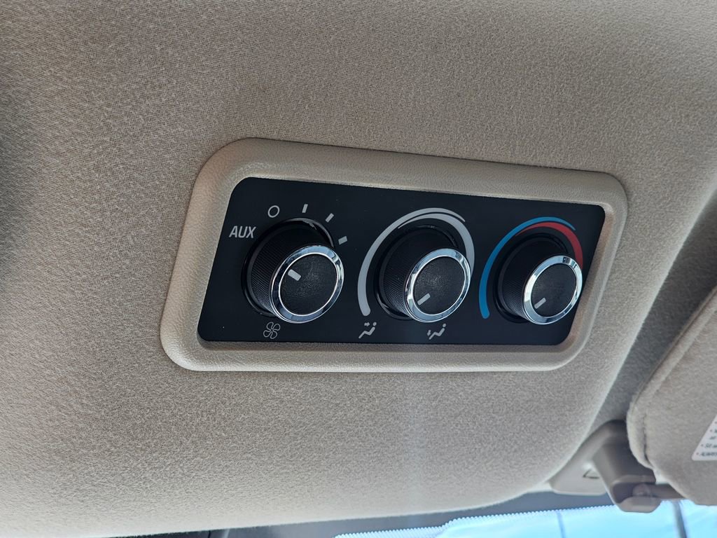 Used 2019 Chevrolet Express 3500 LT w/ LT Preferred Equipment Group image 26