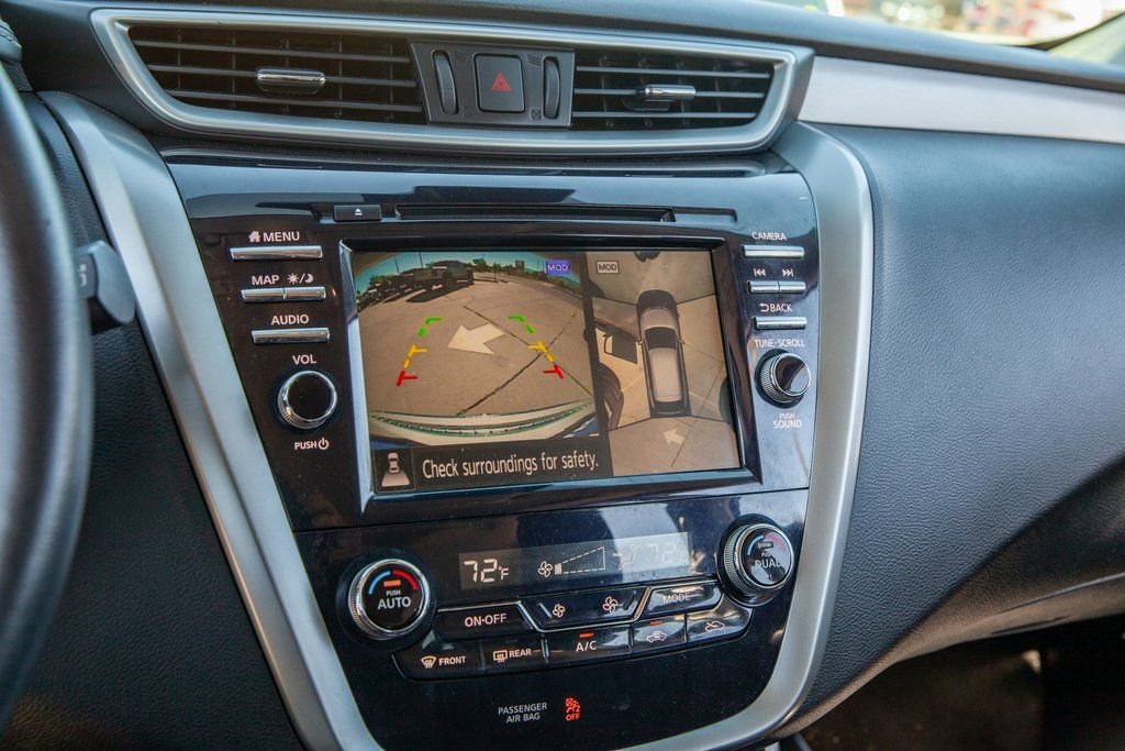 Used 2022 Nissan Murano SL w/ SL Moonroof Package image 16