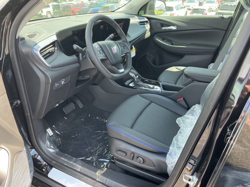 New 2026 Buick Encore GX Sport Touring image 5