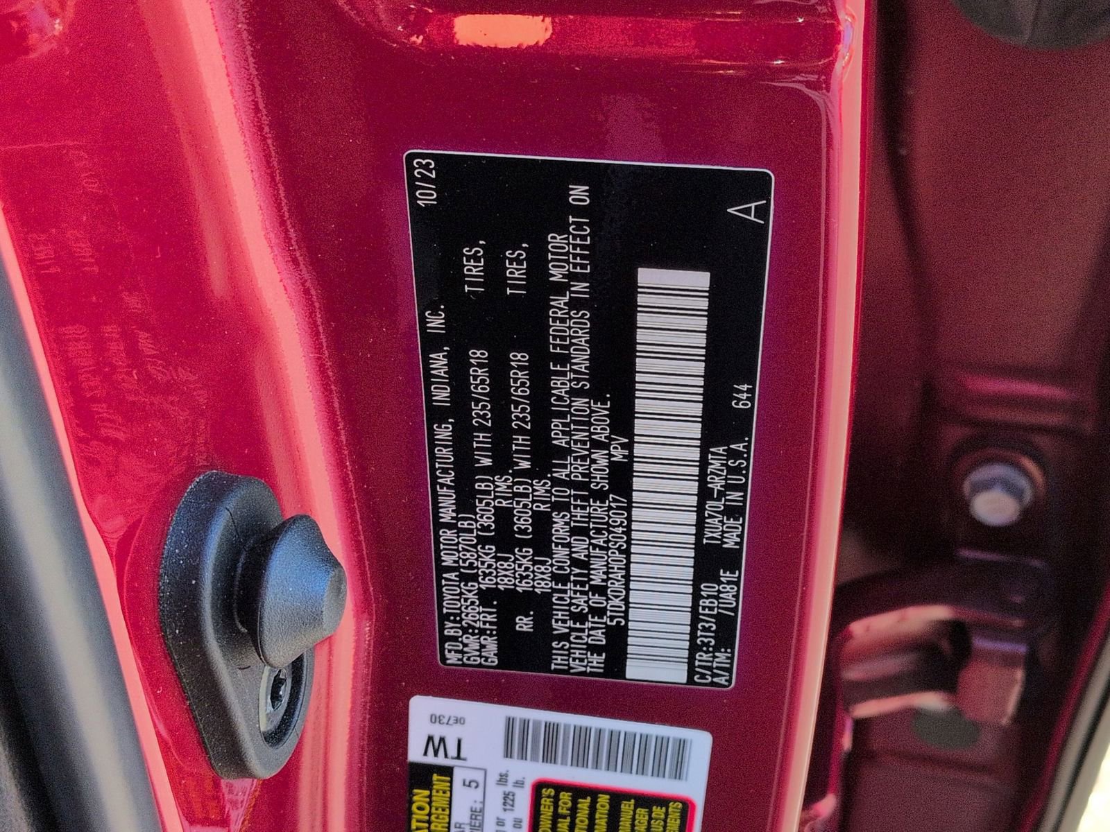 Used 2023 Toyota Highlander XLE image 35