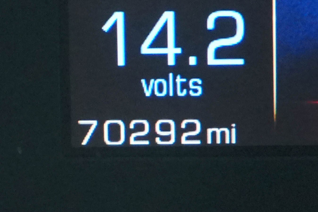 Used 2017 Cadillac XT5 Luxury w/ Driver Awareness Package image 17