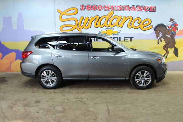 Used 2020 Nissan Pathfinder SL