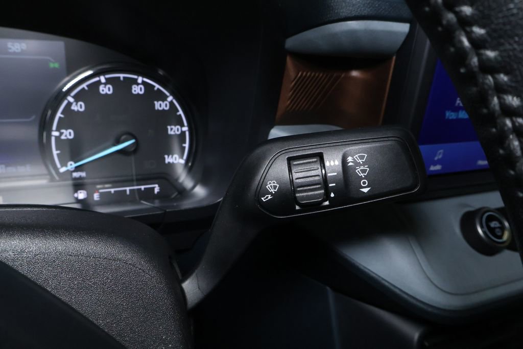 Used 2022 Ford Maverick Lariat w/ Lariat Luxury Package image 24