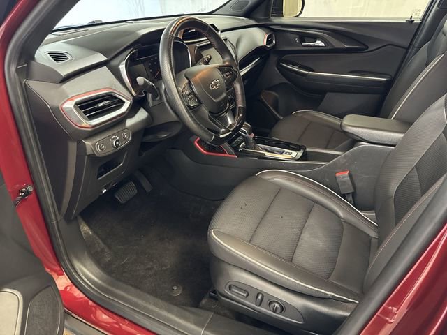 Used 2023 Chevrolet TrailBlazer RS w/ Convenience Package FWD image 11
