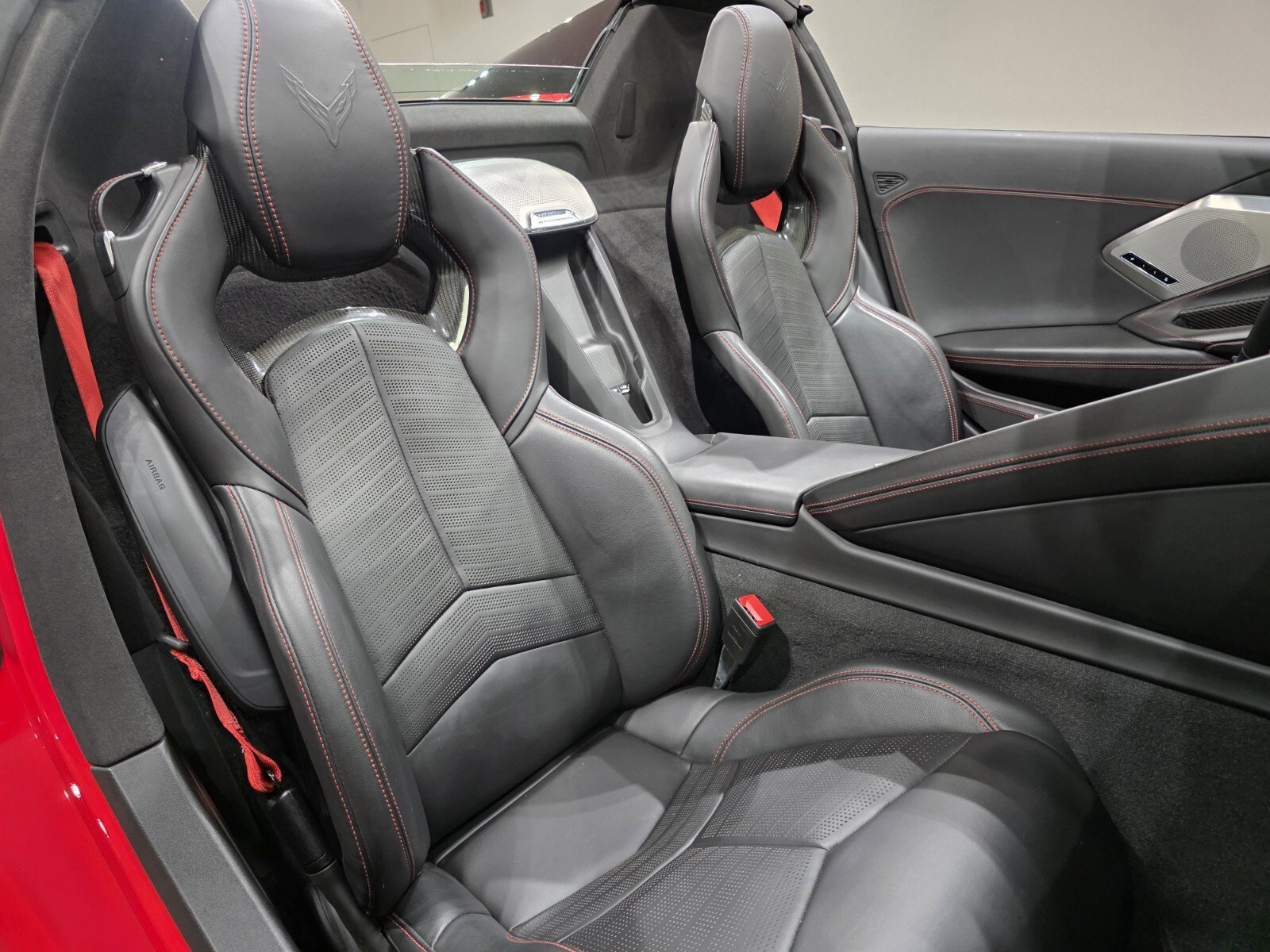 Used 2020 Chevrolet Corvette Stingray Premium Conv w/ 3LT Preferred Equipment Group image 20