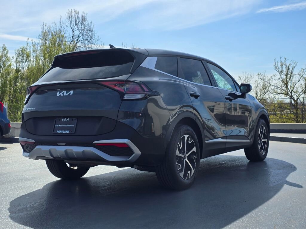 Used 2025 Kia Sportage EX FWD image 5
