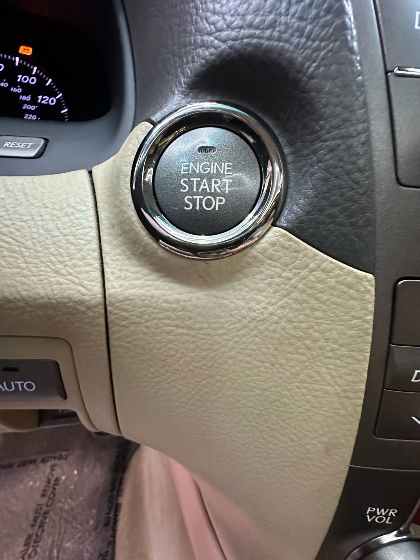 Used 2009 Lexus LS 460 AWD image 14