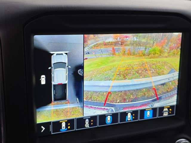 Used 2022 GMC Sierra 2500 AT4 w/ AT4 Premium Plus Package image 18