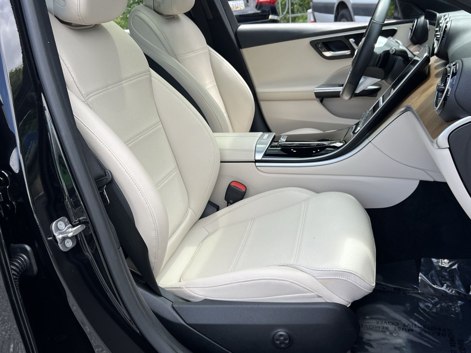 Certified 2023 Mercedes-Benz C 300 4MATIC Sedan image 33