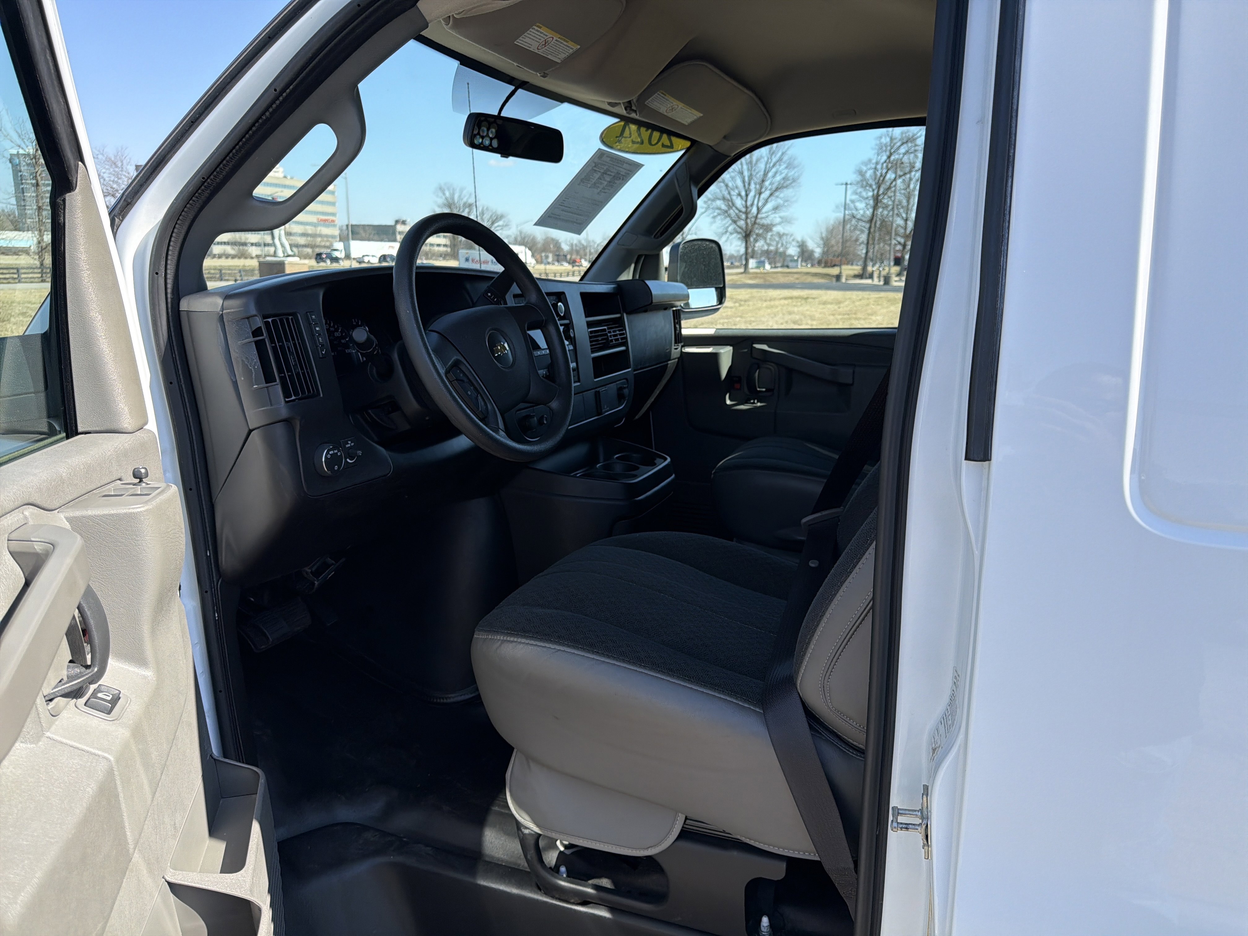 Used 2024 Chevrolet Express 2500 w/ Driver Convenience Package image 13