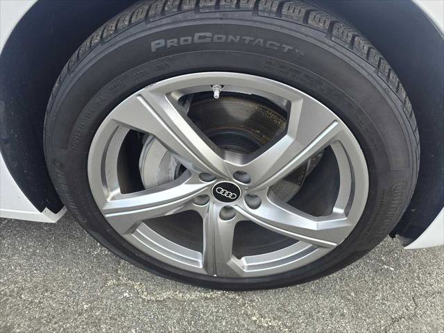 Used 2024 Audi A6 2.0T Premium w/ Convenience Package image 9