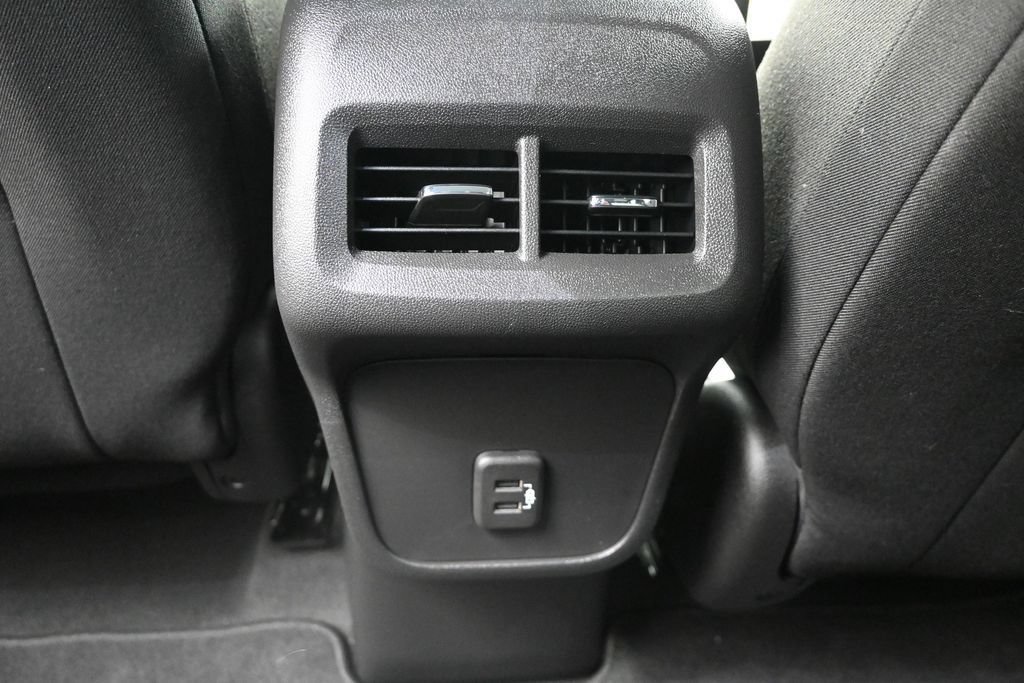 Used 2022 Chevrolet Equinox LT w/ Driver Convenience Package FWD image 23