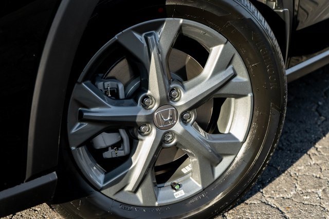 New 2026 Honda HR-V LX image 2