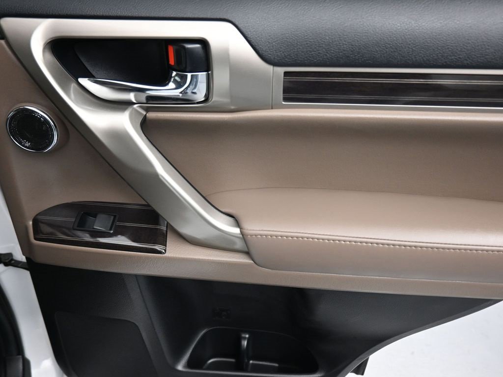Used 2021 Lexus GX 460 Luxury image 44