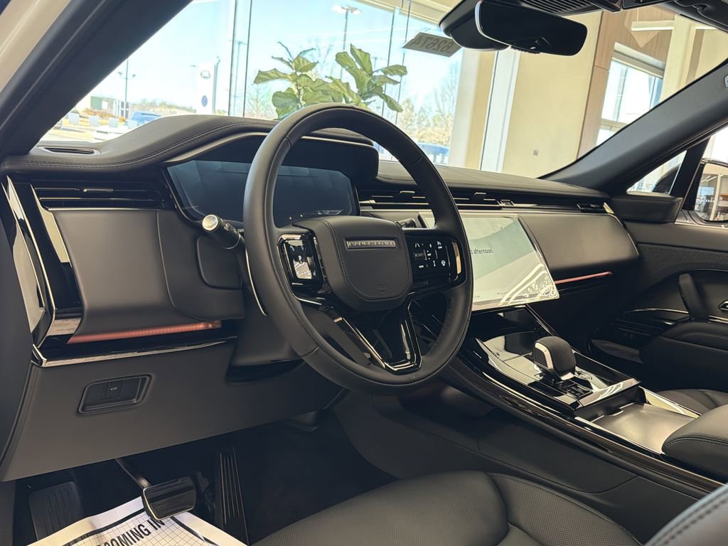 New 2026 Land Rover Range Rover Sport Dynamic SE image 9
