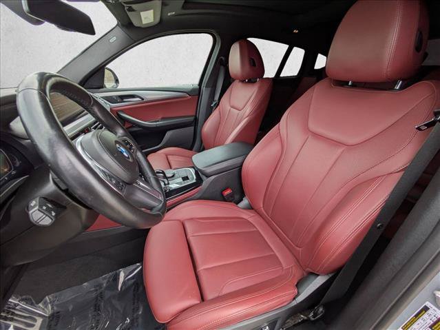 Used 2024 BMW X4 xDrive30i w/ M Sport Package AWD/4WD image 17
