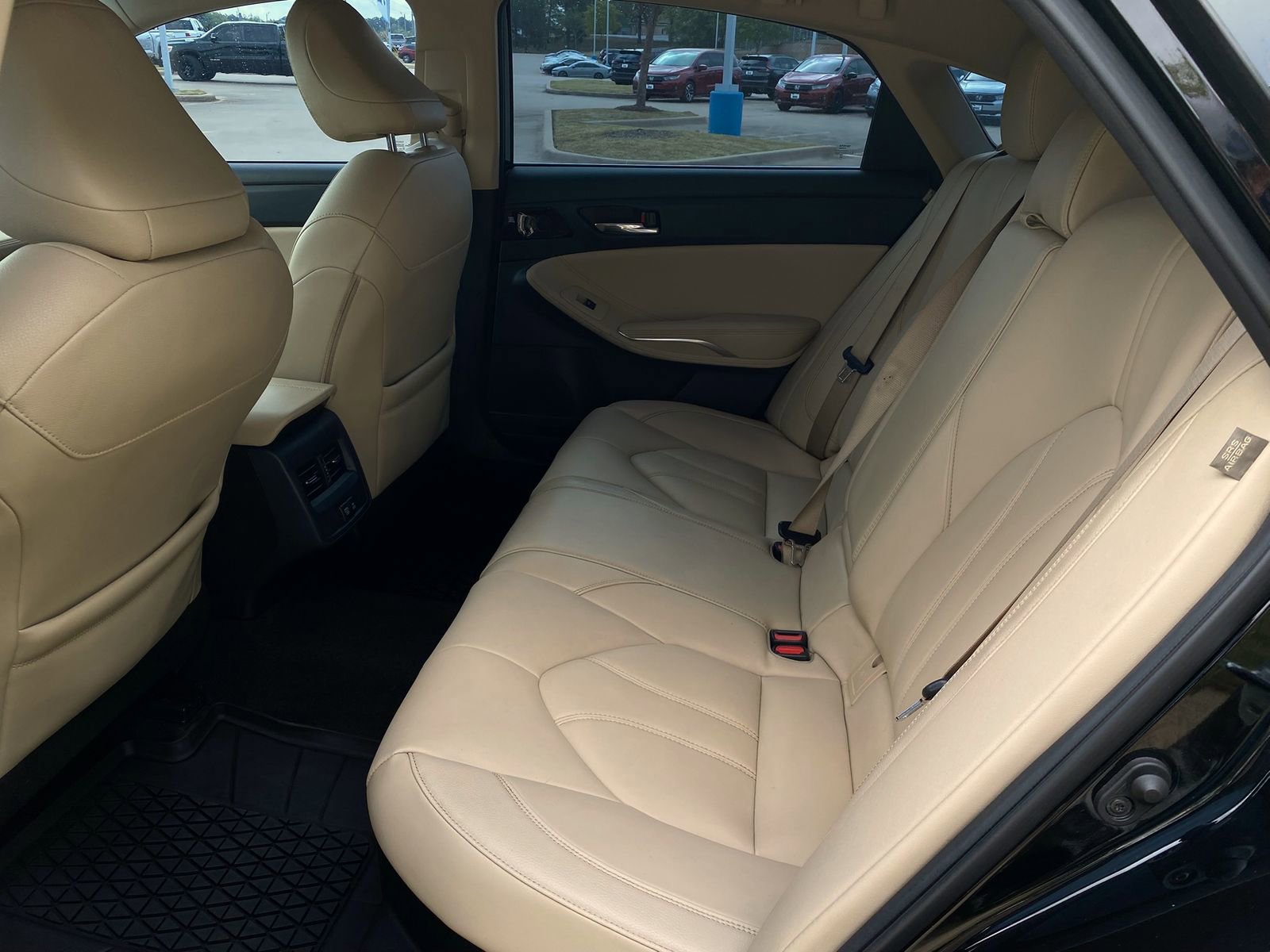 Used 2021 Toyota Avalon XLE w/ Moonroof Package image 27