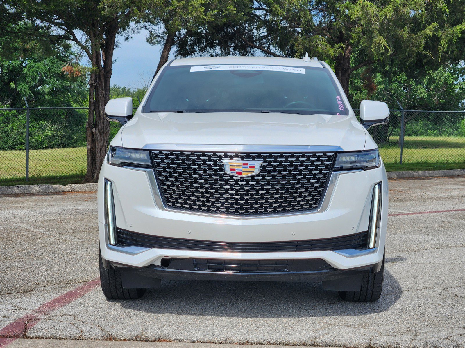 Certified 2024 Cadillac Escalade ESV Luxury RWD image 31
