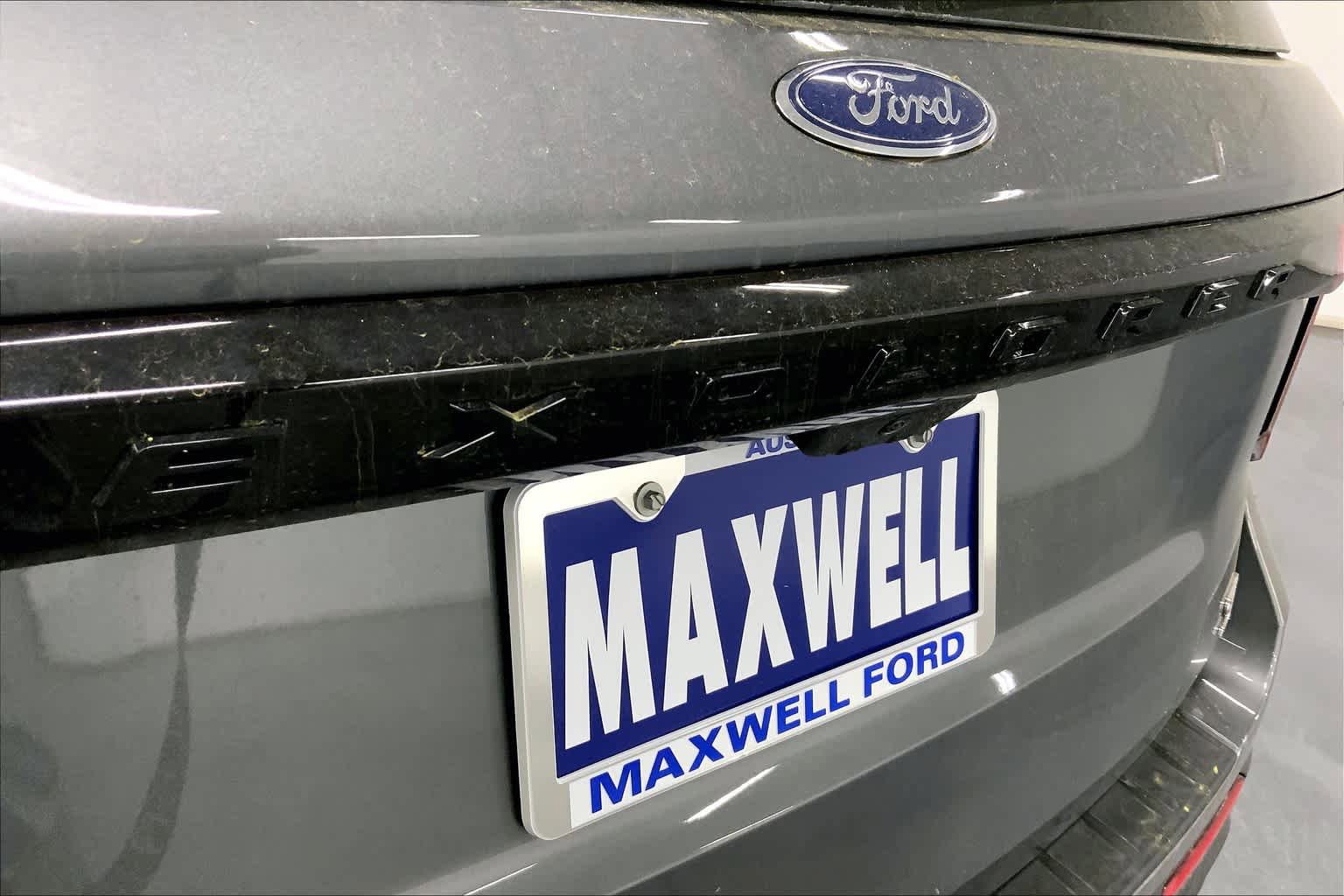 Used 2025 Ford Explorer ST w/ Sun And Sound Package AWD/4WD image 13