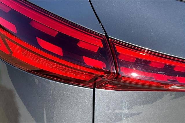 Certified 2025 Audi Q5 Premium w/ Convenience Package AWD/4WD image 28