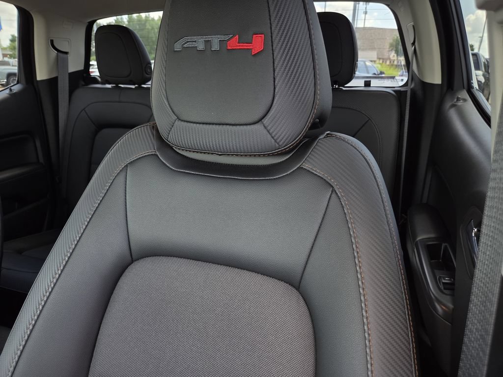 Used 2022 GMC Canyon AT4 w/ Trailering Package AWD/4WD image 15