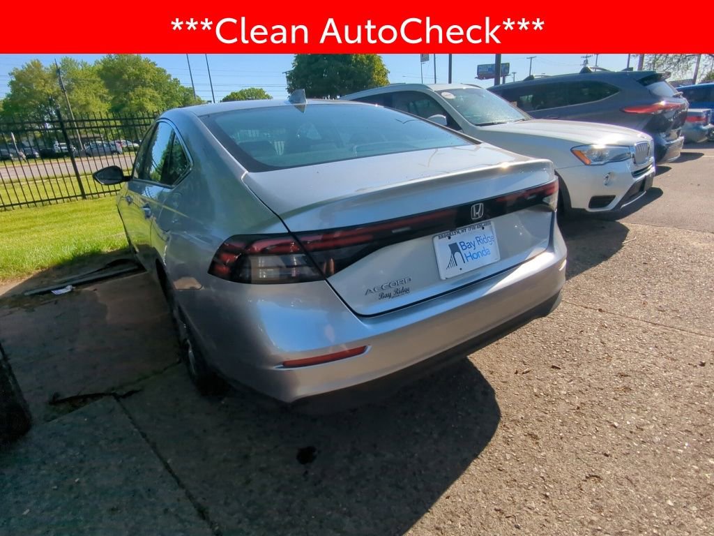 Used 2023 Honda Accord EX image 4