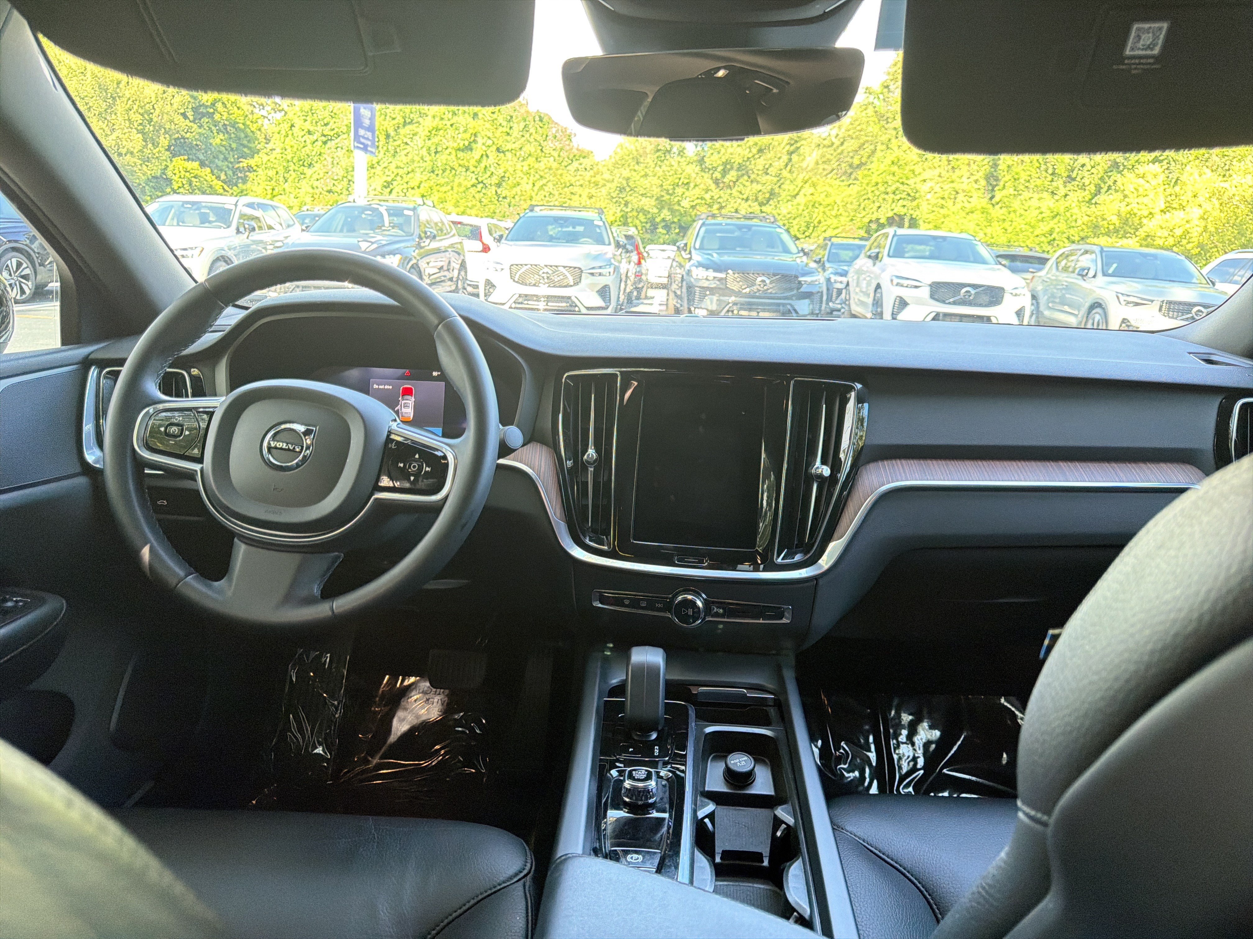Certified 2023 Volvo S60 B5 Plus w/ Protection Package Premier AWD/4WD image 30