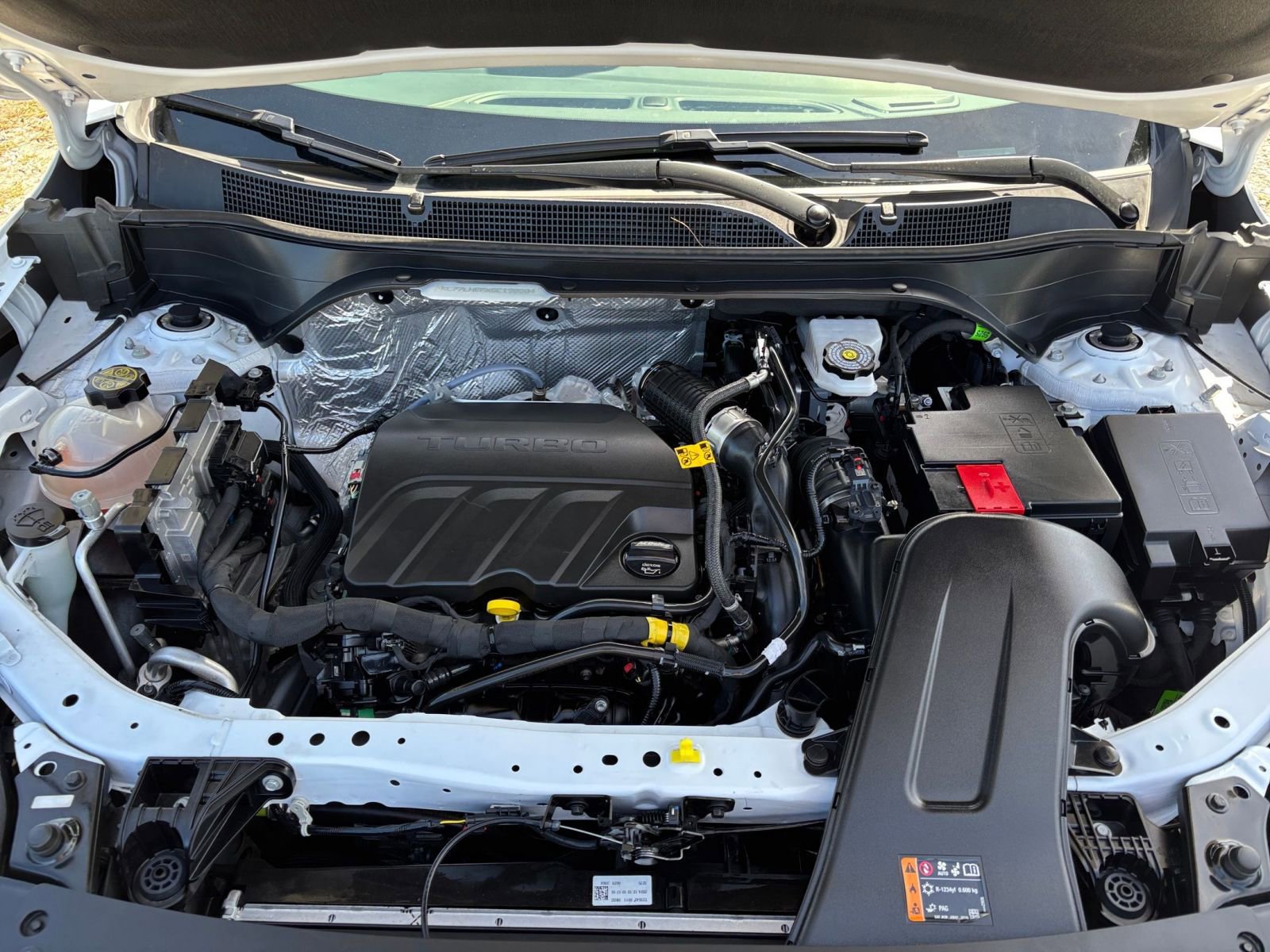 Used 2025 Chevrolet Trax LT image 33