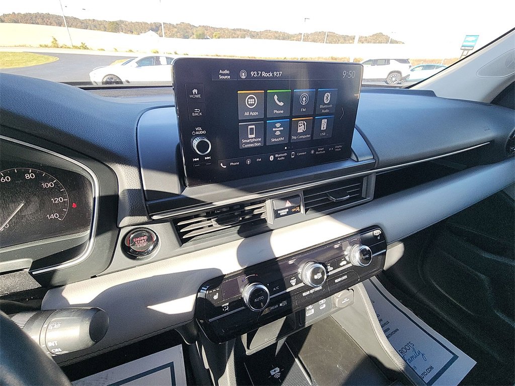 Used 2023 Honda Pilot EX-L image 16