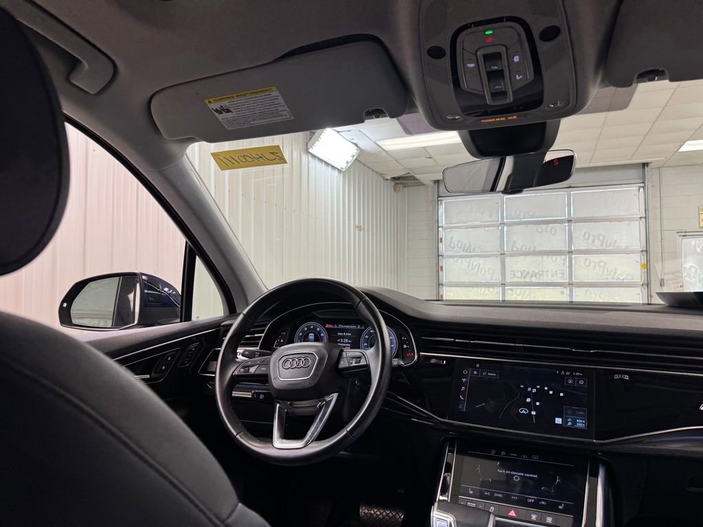 Used 2022 Audi Q7 3.0T Premium AWD/4WD image 24