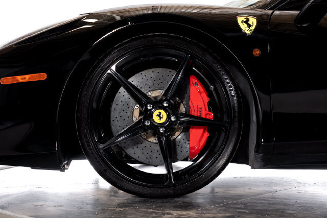 Certified 2012 Ferrari 458 Italia Coupe RWD image 18