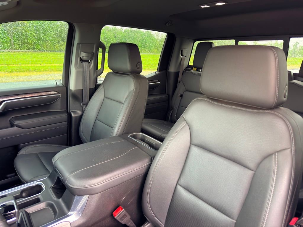 Used 2024 Chevrolet Silverado 1500 LTZ w/ Technology Package AWD/4WD image 26