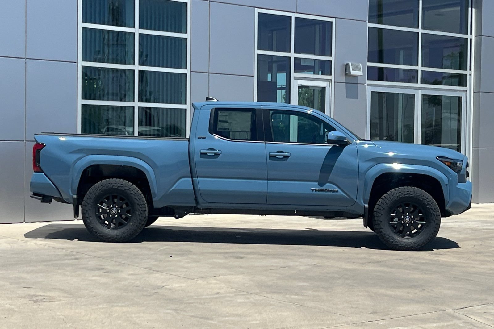 New 2026 Toyota Tacoma SR5 AWD/4WD image 3