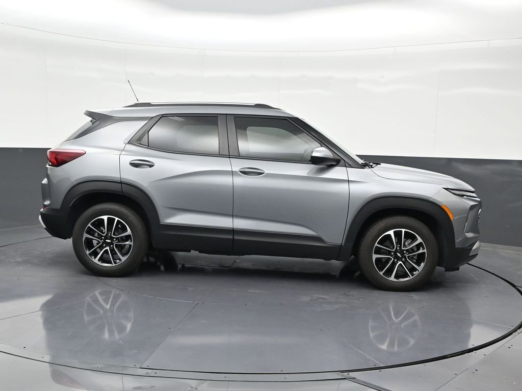 Used 2024 Chevrolet TrailBlazer LT FWD image 7