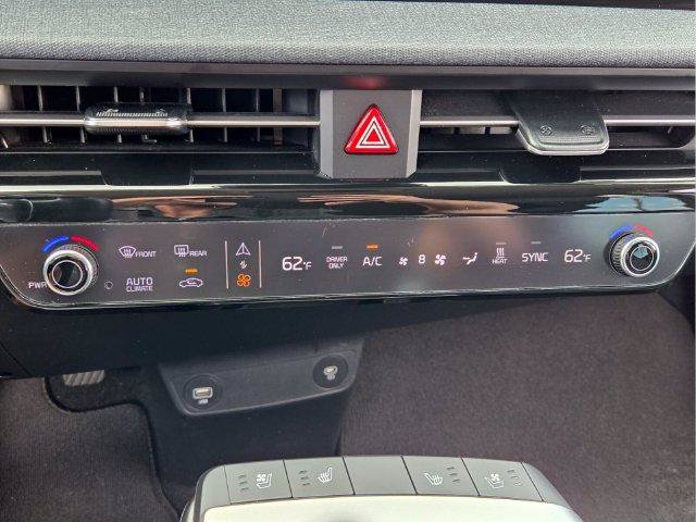 Used 2022 Kia EV6 Wind RWD image 27