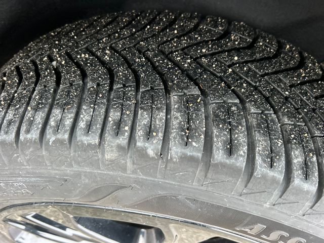 Used 2022 GMC Acadia SLT w/ Elevation Edition image 56