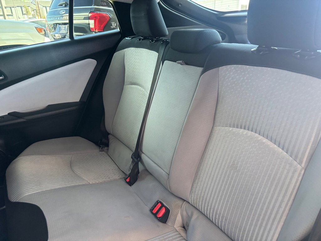 Used 2016 Toyota Prius Four image 18