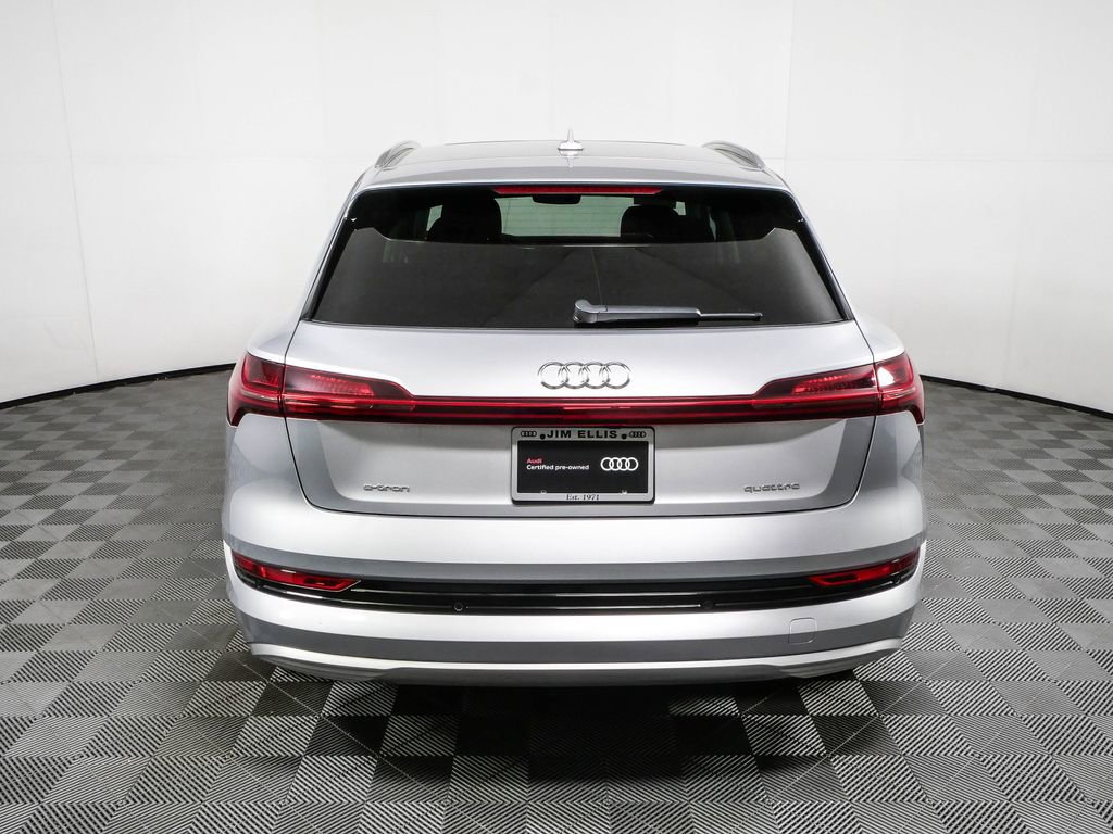 Certified 2022 Audi e-tron Premium AWD/4WD image 27
