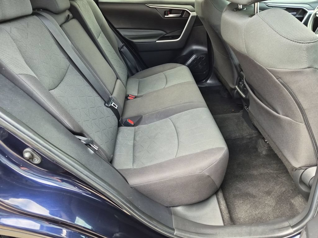 Used 2023 Toyota RAV4 XLE AWD/4WD image 17
