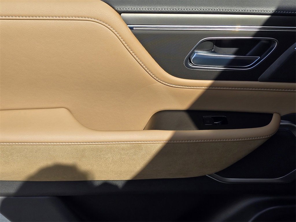 New 2026 INFINITI QX80 Luxe w/ Cargo Package image 10