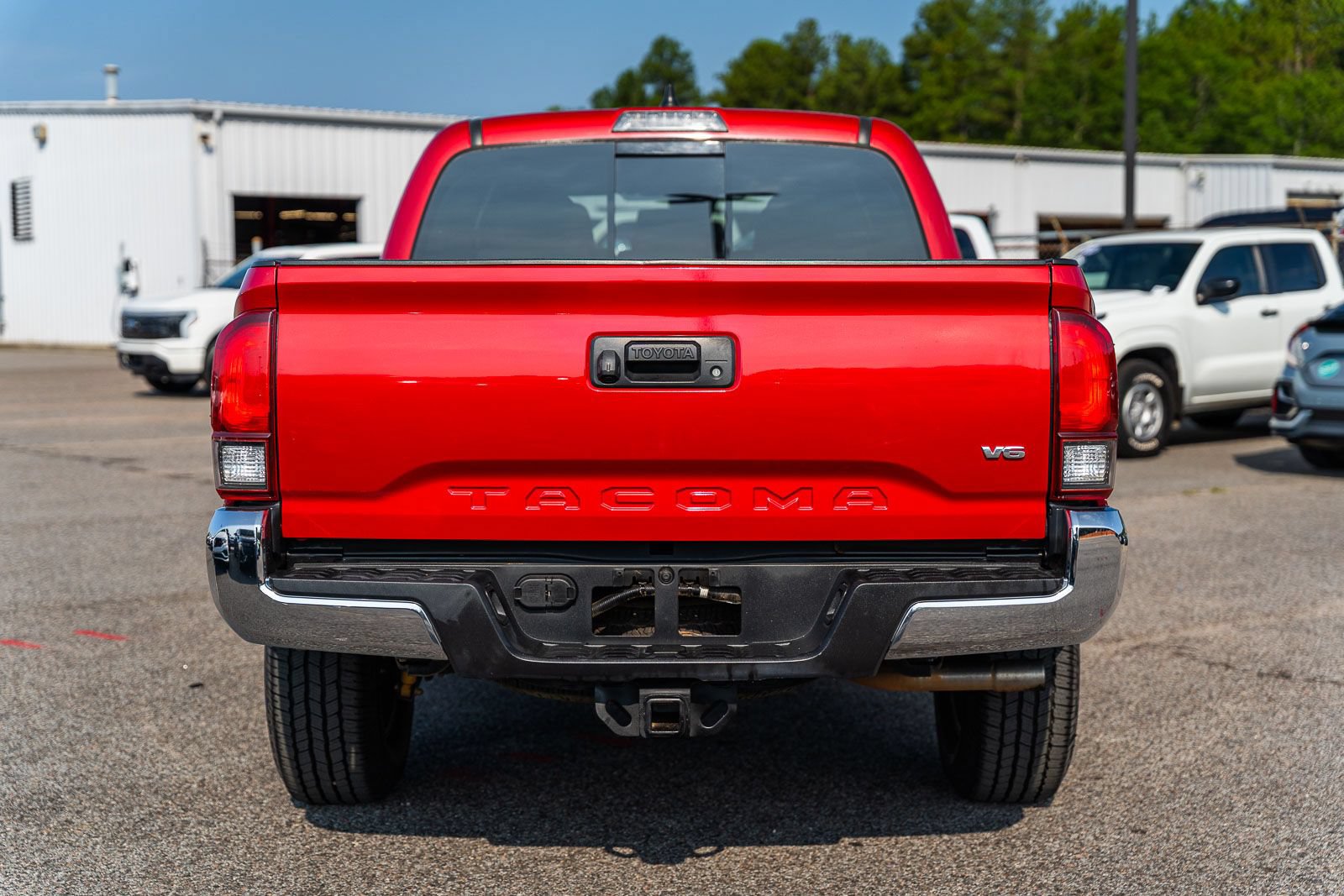 Used 2021 Toyota Tacoma TRD Off-Road AWD/4WD image 6
