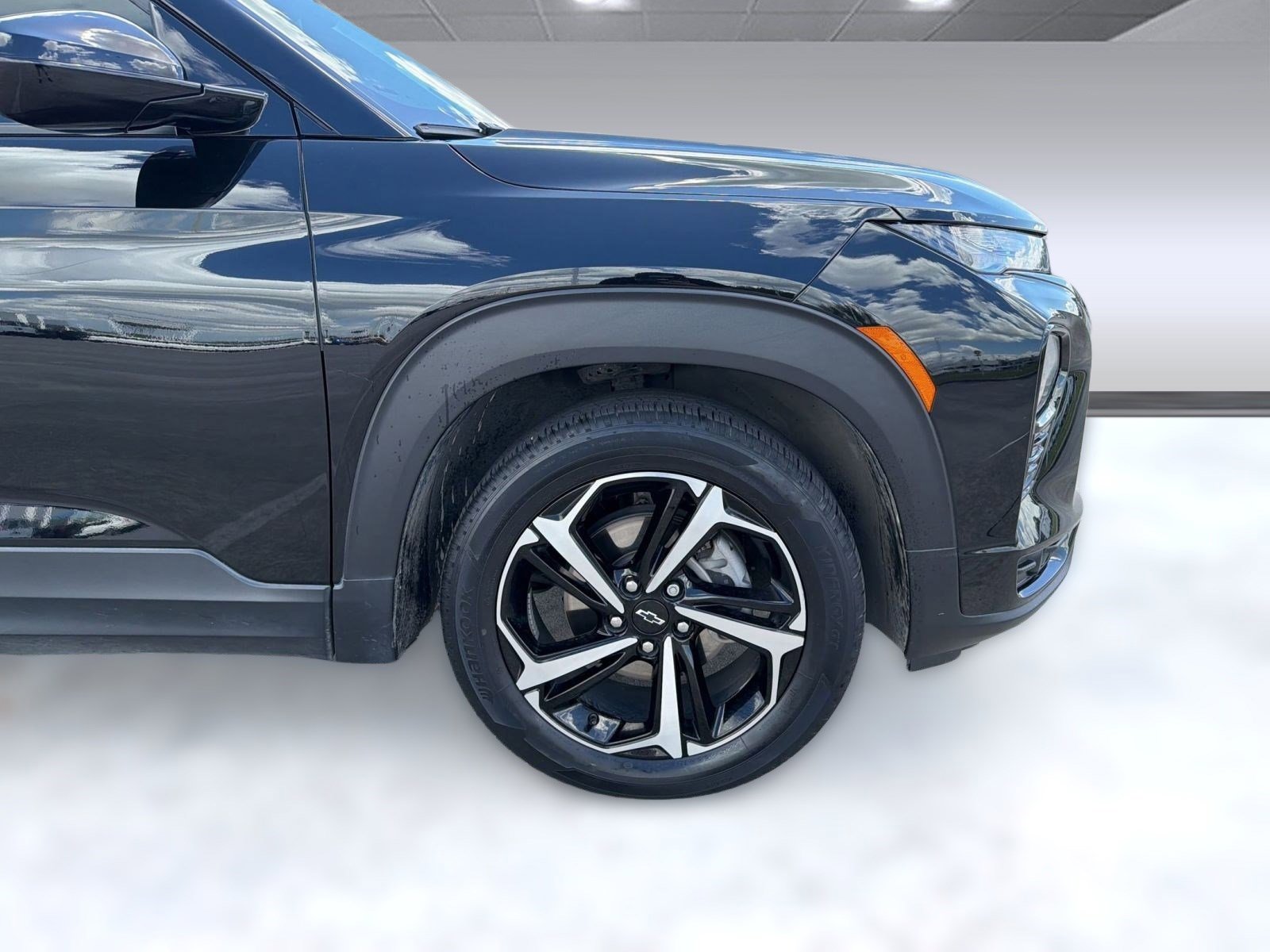 Used 2021 Chevrolet TrailBlazer RS w/ Sun and Liftgate Package image 10