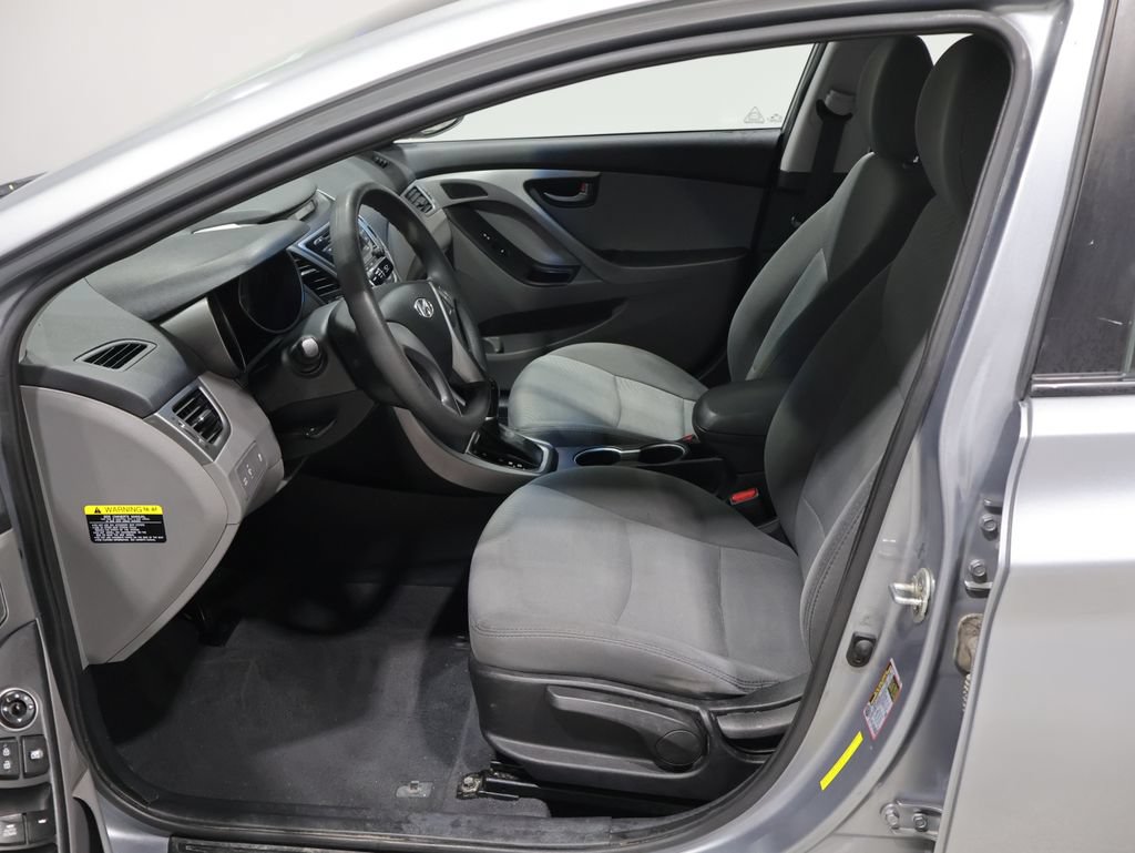 Used 2016 Hyundai Elantra SE FWD image 8