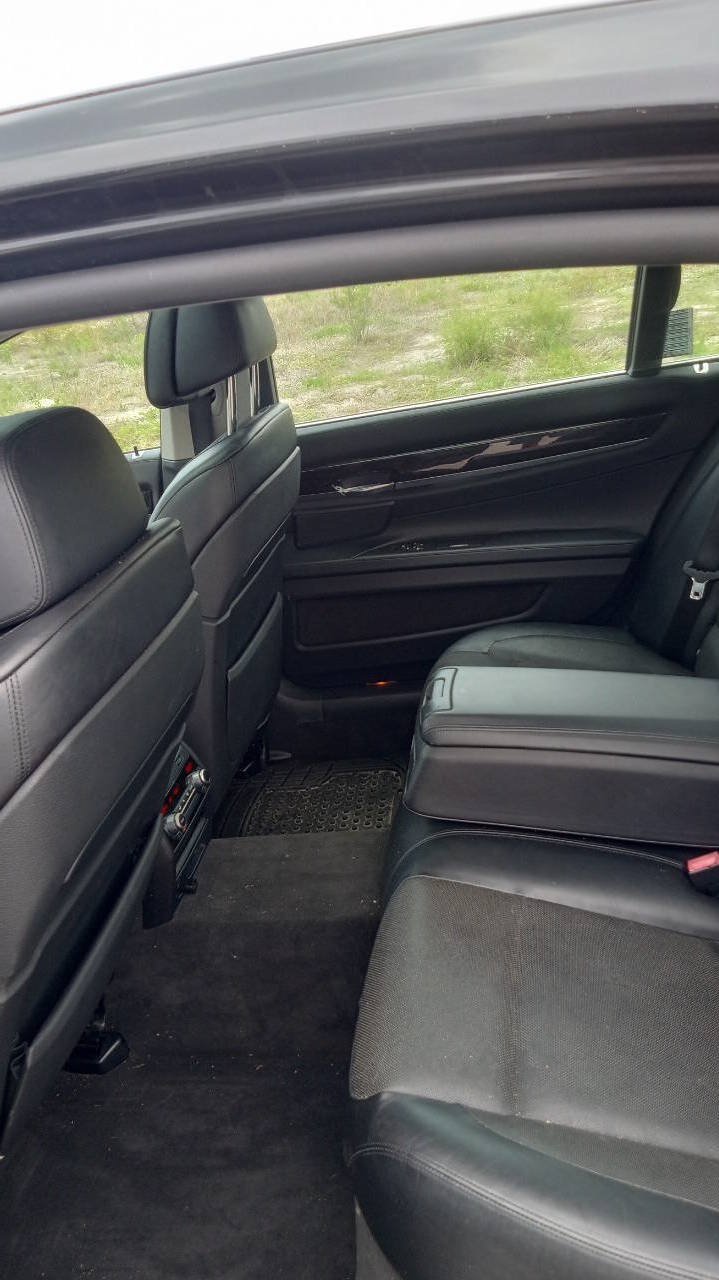 Used 2012 BMW 740Li RWD image 19