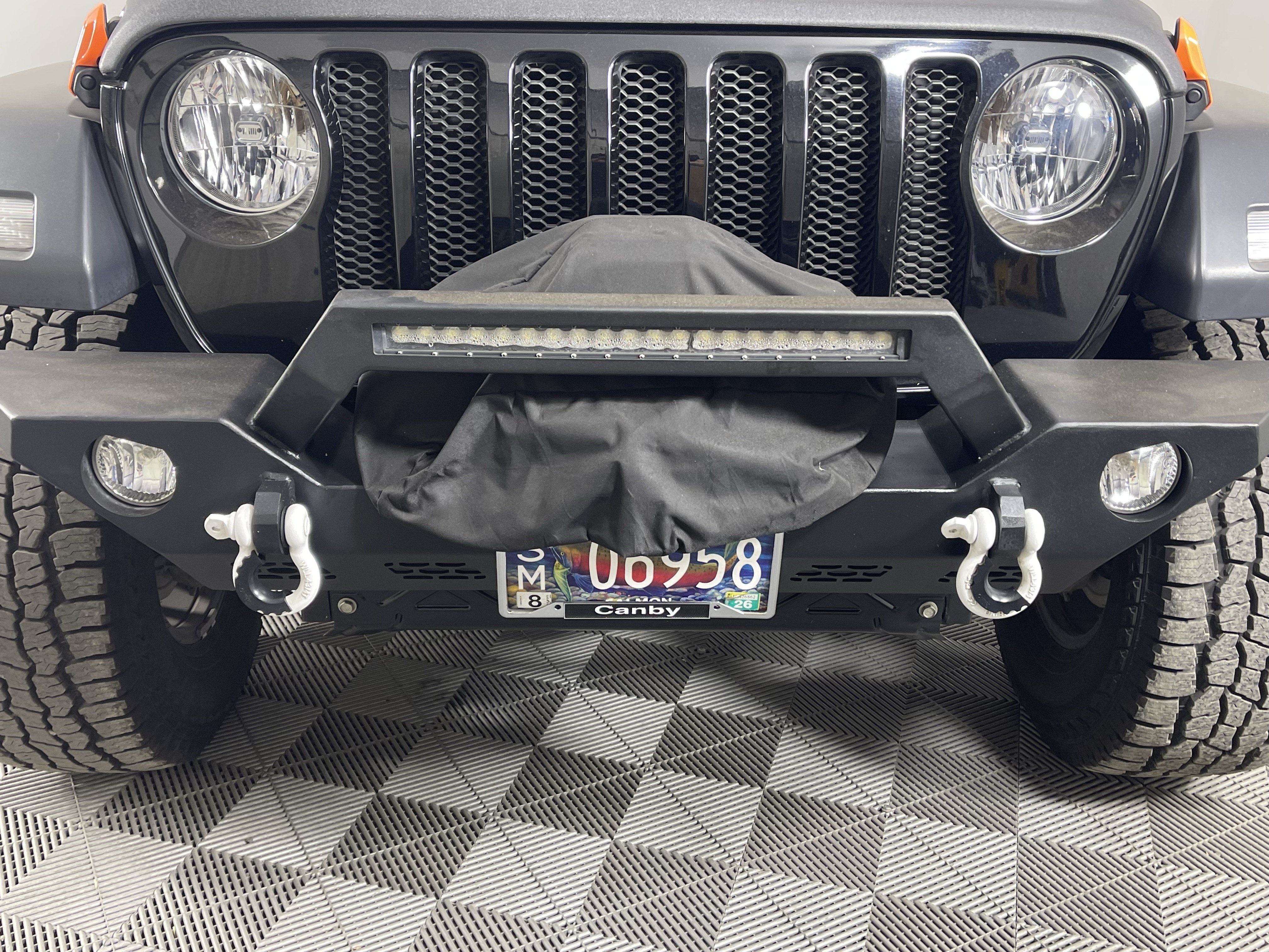 Used 2019 Jeep Wrangler Sport AWD/4WD image 9
