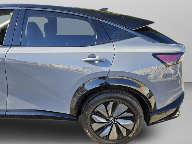 New 2025 Nissan Ariya AWD image 22