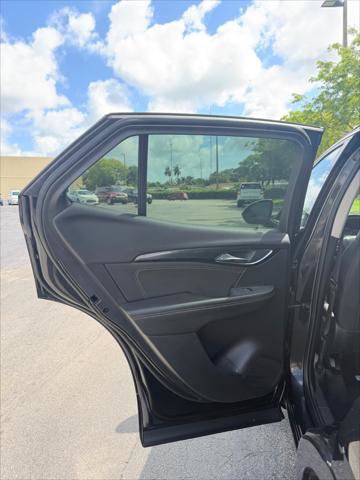 Used 2022 Buick Envision Essence w/ Sport Touring Package FWD image 19