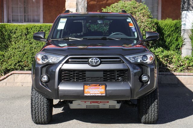 Used 2022 Toyota 4Runner SR5 image 3